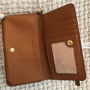Michael Kors Bags - Michael Kors wallet Michael Kors Bags - Michael Kors wallet